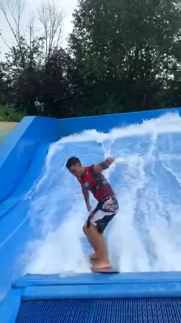 古墓丽影：崛起